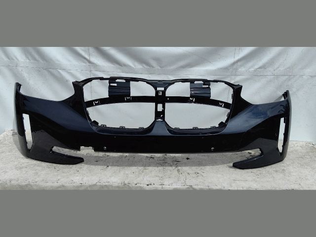 bontott BMW IX3 Első Lökhárító (Üresen)