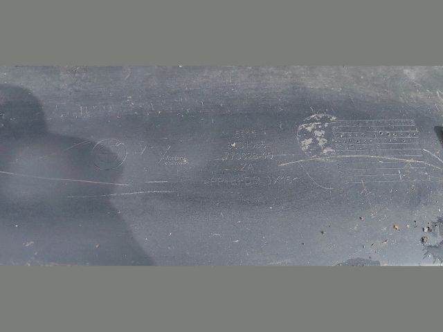 bontott BMW IX3 Első Lökhárító (Üresen)