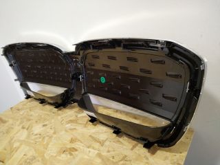 bontott BMW IX3 Hűtőrács