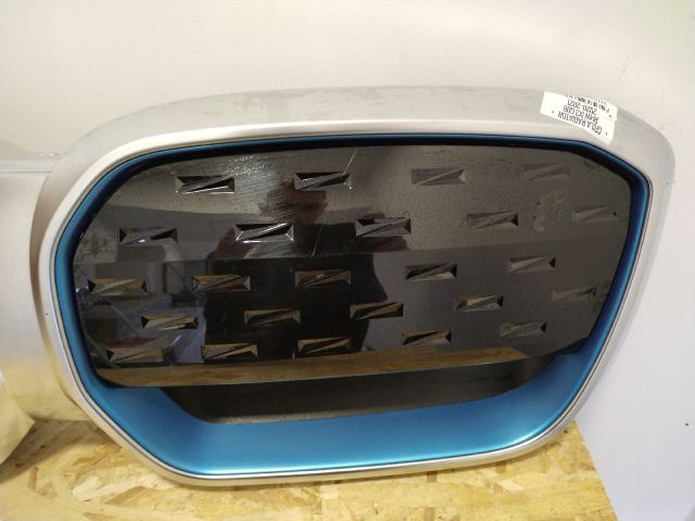 bontott BMW IX3 Hűtőrács