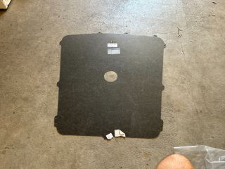 bontott BMW M4 Alsó Motorburkolat