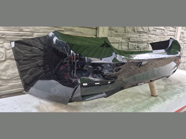 bontott BMW M4 Hátsó Lökhárító (Üresen)