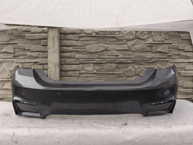 bontott BMW M4 Hátsó Lökhárító (Üresen)