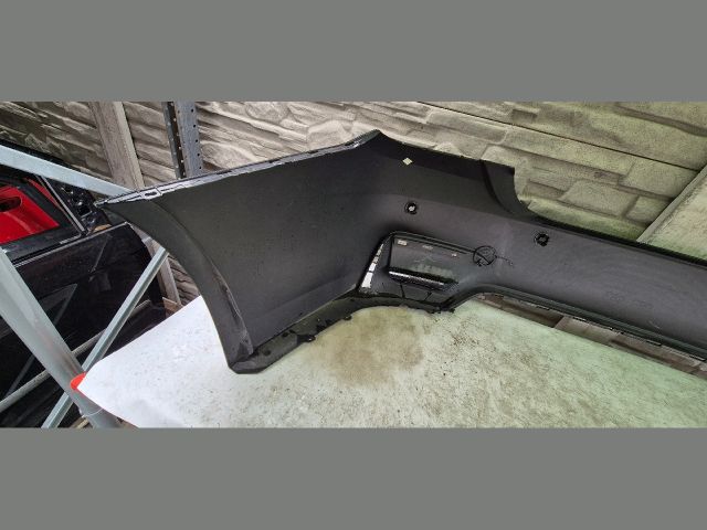 bontott BMW M4 Hátsó Lökhárító (Üresen)