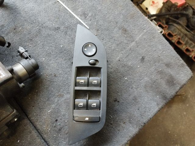 bontott BMW X1 Ablakemelő és Tükör Kapcsoló