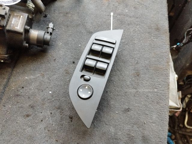 bontott BMW X1 Ablakemelő és Tükör Kapcsoló