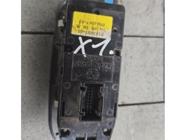 bontott BMW X1 Ablakemelő Kapcsoló Négyes / Kettes