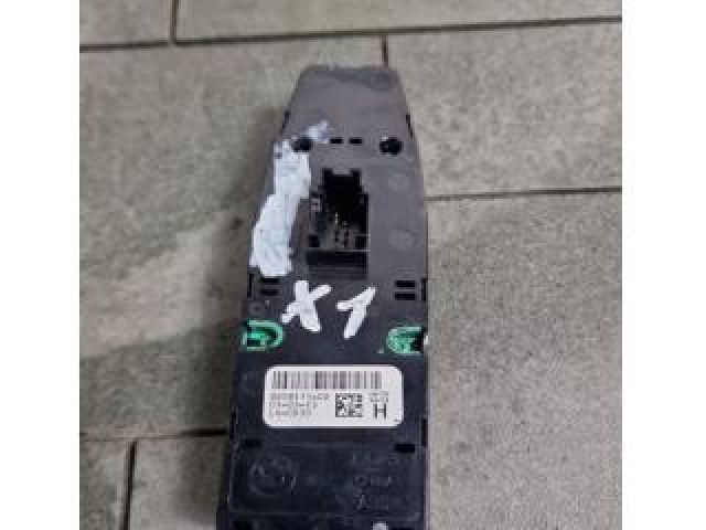 bontott BMW X1 Ablakemelő Kapcsoló Négyes / Kettes