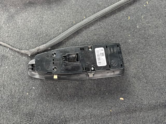 bontott BMW X1 Ablakemelő Kapcsoló Négyes / Kettes