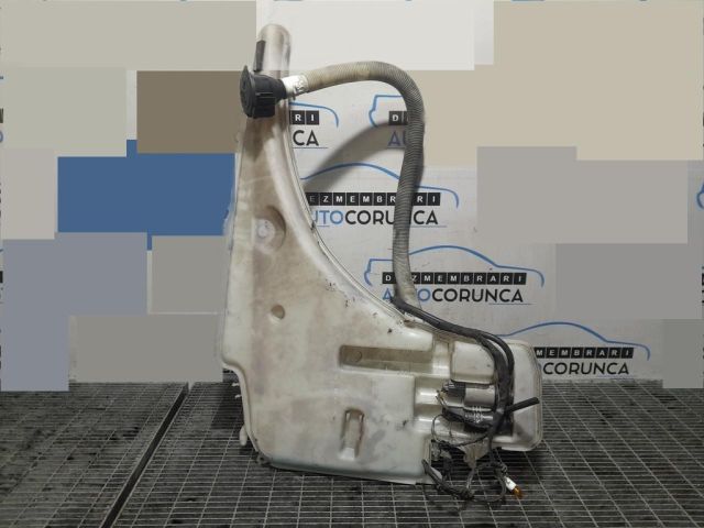 bontott BMW X1 Ablakmosó Tartály