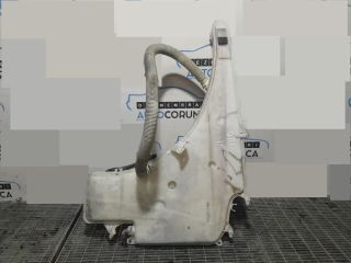 bontott BMW X1 Ablakmosó Tartály