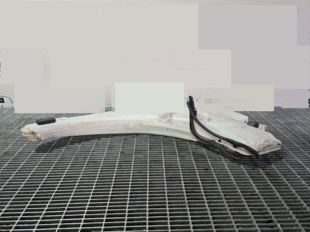 bontott BMW X1 Ablakmosó Tartály