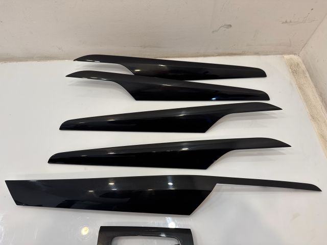 bontott BMW X1 Ajtó Díszléc Szett