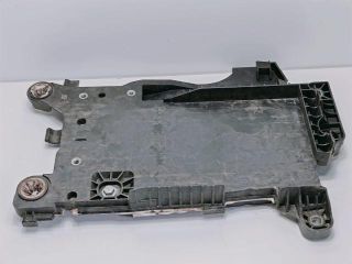 bontott BMW X1 Akkumulátor Tartó