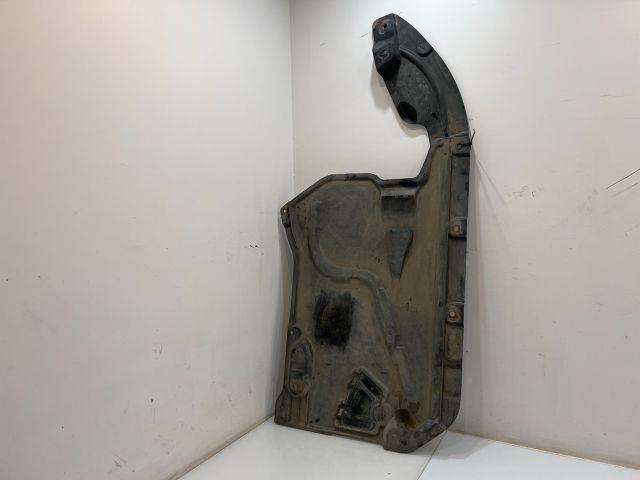 bontott BMW X1 Alsó Motorburkolat