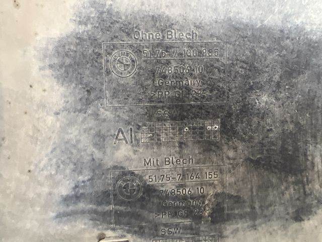 bontott BMW X1 Alsó Motorburkolat