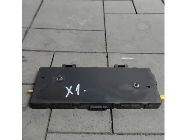 bontott BMW X1 Antenna Erősítő