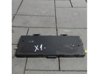 bontott BMW X1 Antenna Erősítő
