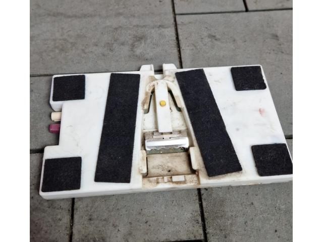 bontott BMW X1 Antenna Erősítő