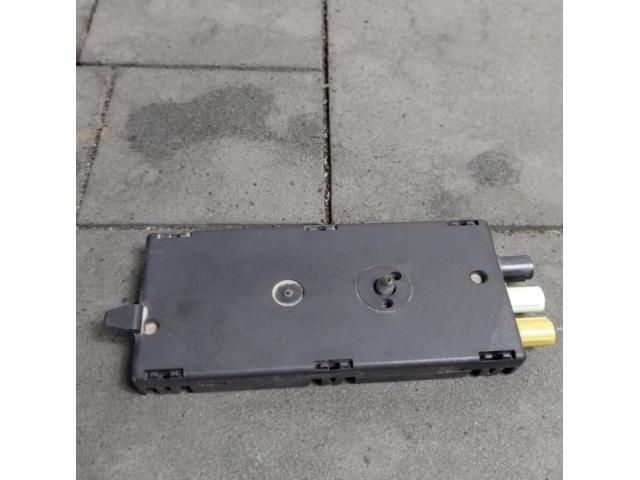 bontott BMW X1 Antenna Erősítő