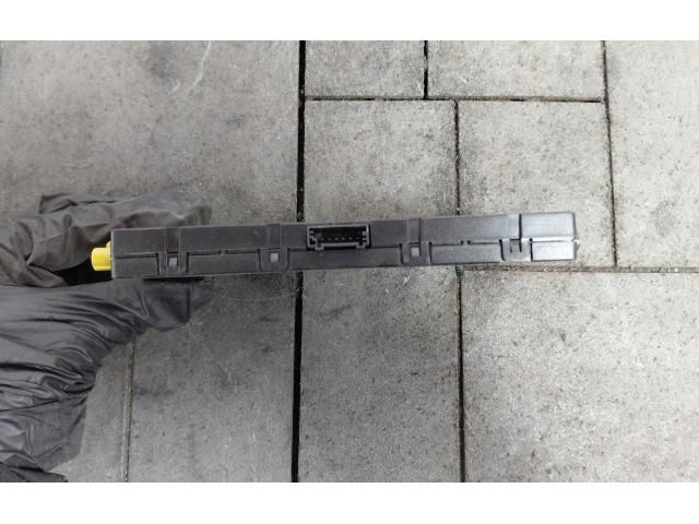 bontott BMW X1 Antenna Erősítő