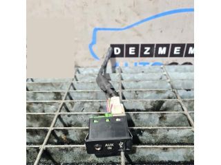 bontott BMW X1 AUX Csatlakozó