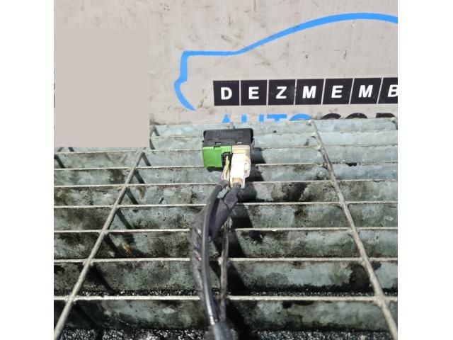 bontott BMW X1 AUX Csatlakozó