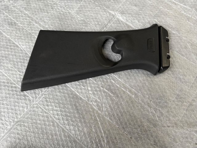 bontott BMW X1 Bal B Oszlop Burkolat