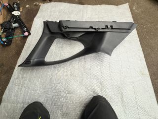 bontott BMW X1 Bal C Oszlop Burkolat