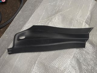 bontott BMW X1 Bal C Oszlop Burkolat