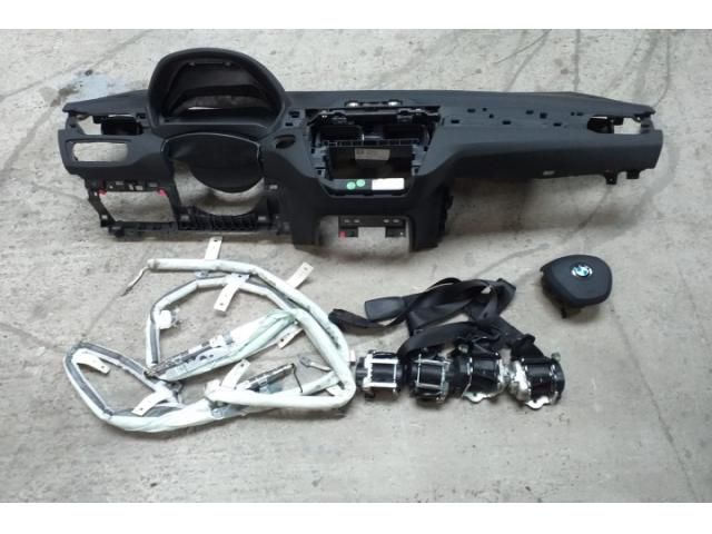 bontott BMW X1 Bal C Oszlop Burkolat