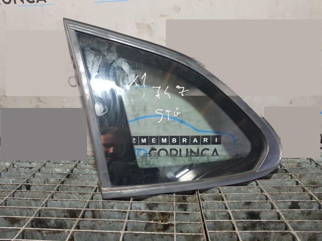 bontott BMW X1 Bal C Oszlop Oldalablak Üveg