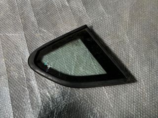 bontott BMW X1 Bal C Oszlop Oldalablak Üveg