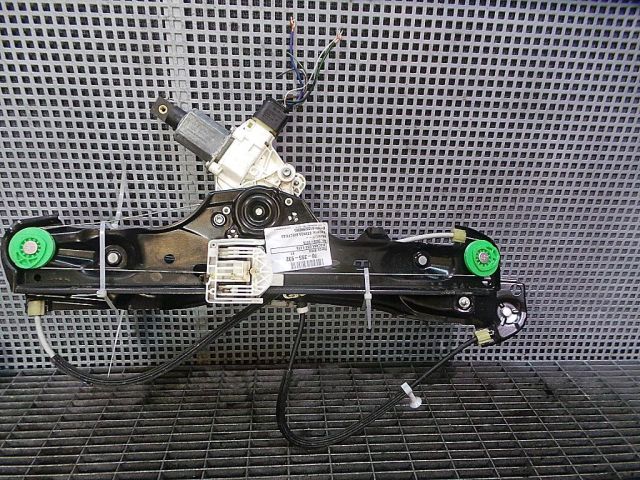 bontott BMW X1 Bal első Ablakemelő Szerkezet (Elektromos)