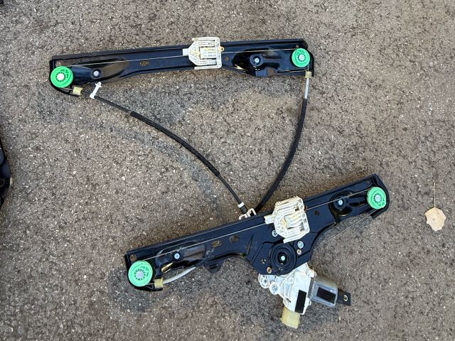 bontott BMW X1 Bal első Ablakemelő Szerkezet (Elektromos)