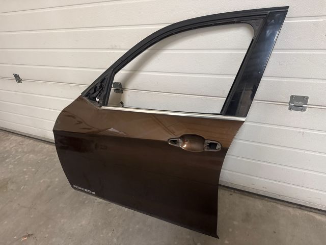 bontott BMW X1 Bal első Ajtó (Üres lemez)