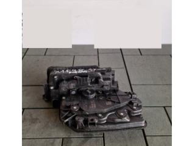 bontott BMW X1 Bal első Ajtózár