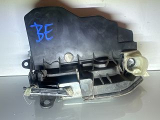 bontott BMW X1 Bal első Ajtózár