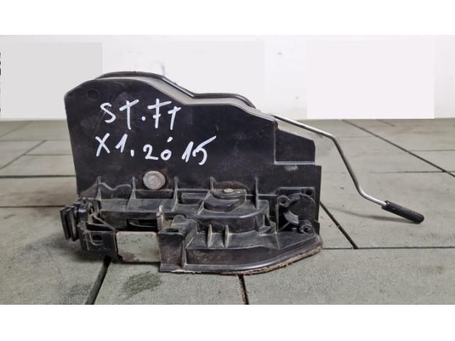 bontott BMW X1 Bal első Ajtózár