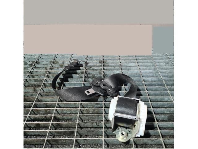 bontott BMW X1 Bal első Biztonsági Öv