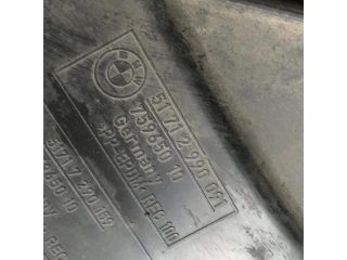 bontott BMW X1 Bal első Dobbetét (Kerékjárati, Műanyag)