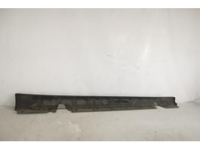 bontott BMW X1 Bal első Küszöb Díszléc