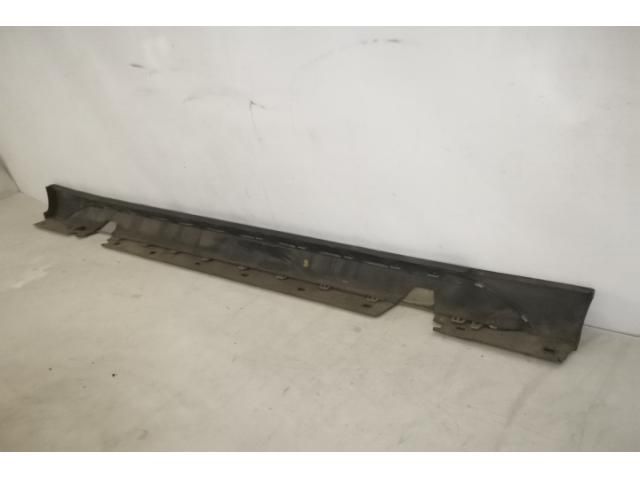 bontott BMW X1 Bal első Küszöb Díszléc