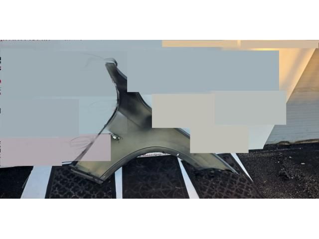 bontott BMW X1 Bal első Sárvédő