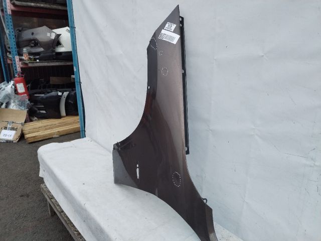 bontott BMW X1 Bal első Sárvédő