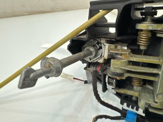 bontott BMW X1 Bal első Zárbetét