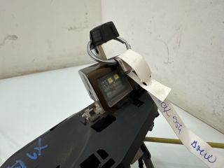 bontott BMW X1 Bal első Zárbetét