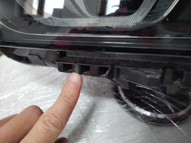 bontott BMW X1 Bal Fényszóró