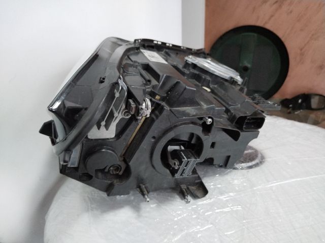 bontott BMW X1 Bal Fényszóró