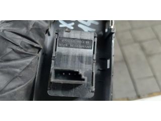 bontott BMW X1 Bal hátsó Ablakemelő Kapcsoló